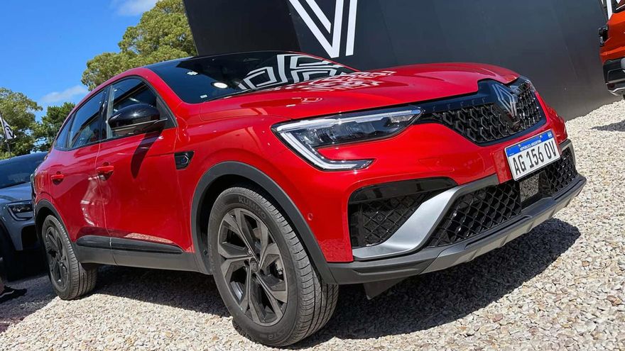 Renault develó el nuevo Arkana Hybrid, que será comercializado a partir de marzo