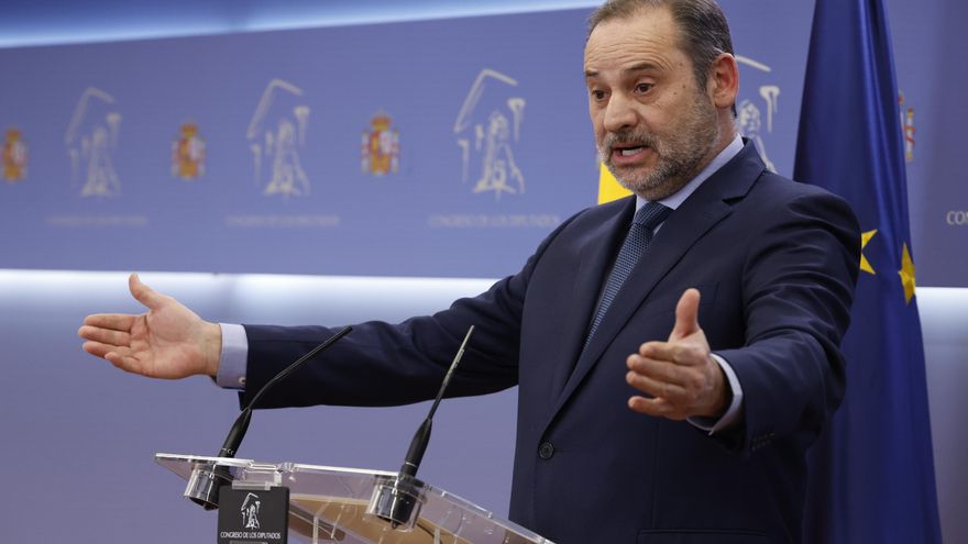 El Supremo confirma que la ultra Cristina Seguí debe indemnizar con 6.000 euros a Ábalos por difamarlo