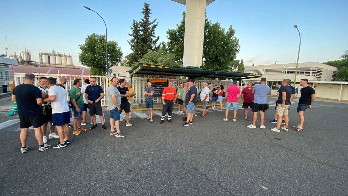 Repsol paraliza sus unidades de Química en Puertollano por la resolución del contrato de su operador logístico