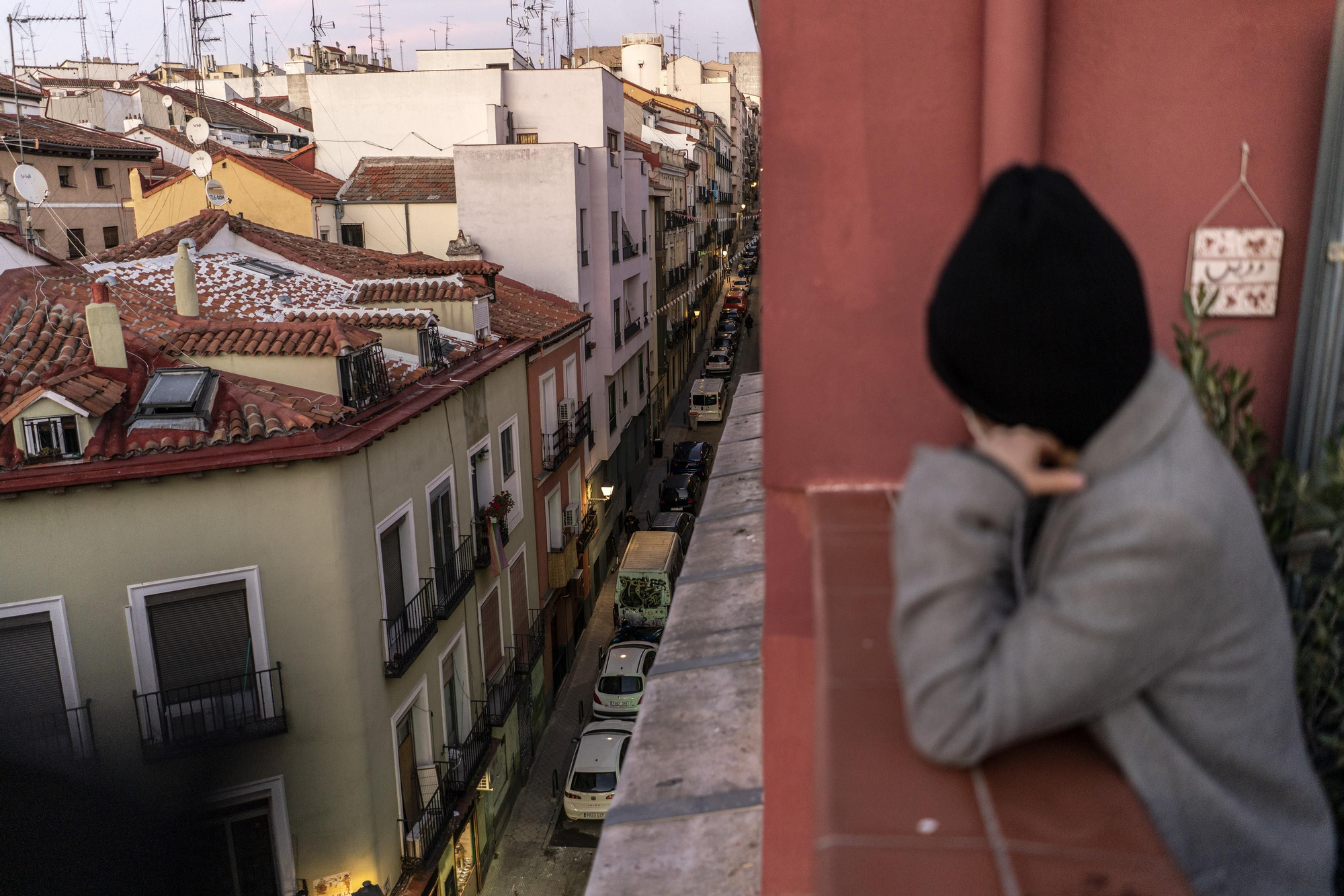 Una de las mujeres que señala al director Luis María Ferrández