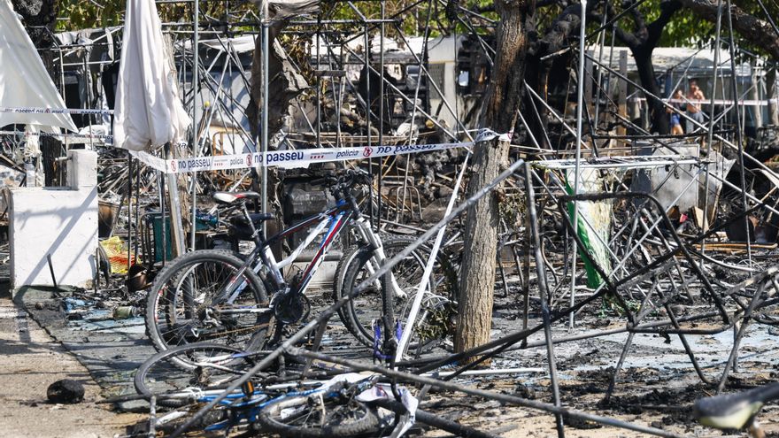 El 'camping' Vendrell Platja va recuperando la normalidad y trata de reubicar a afectados