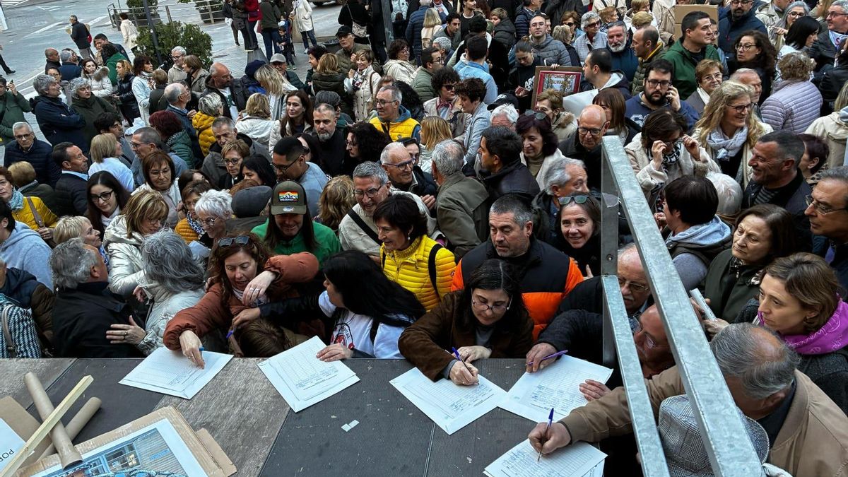 A lo largo de este tiempo han recogido cerca de 9.600 firmas