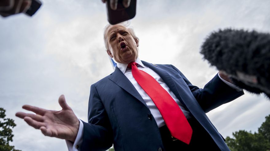 Trump desata una persecución contra la mitad del país