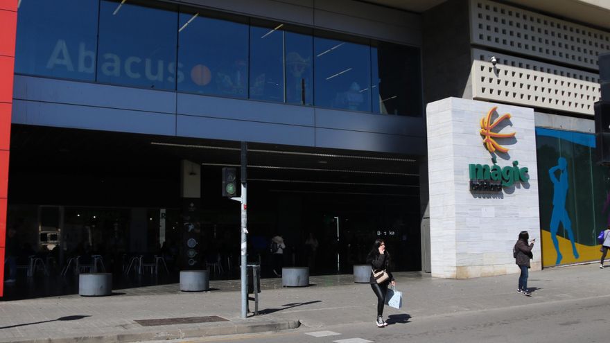 Tres denuncias por agresión sexual más en el centro comercial de Badalona donde una niña denunció una violación
