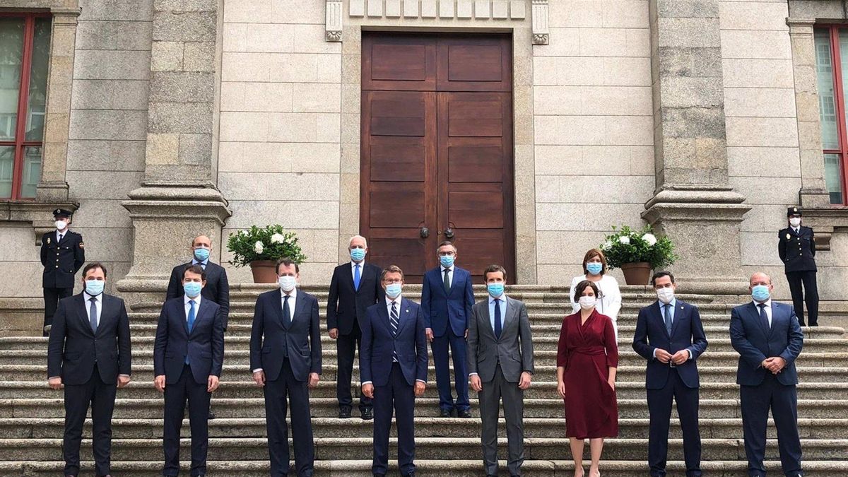 Paco Núñez en la toma de posesión de Alberto Núñez Feijóo