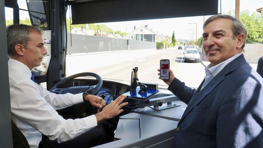 La Junta de Castilla y León reconoce "muchas incidencias" en la gestión de más de 150.000 solicitudes de la tarjeta Buscyl