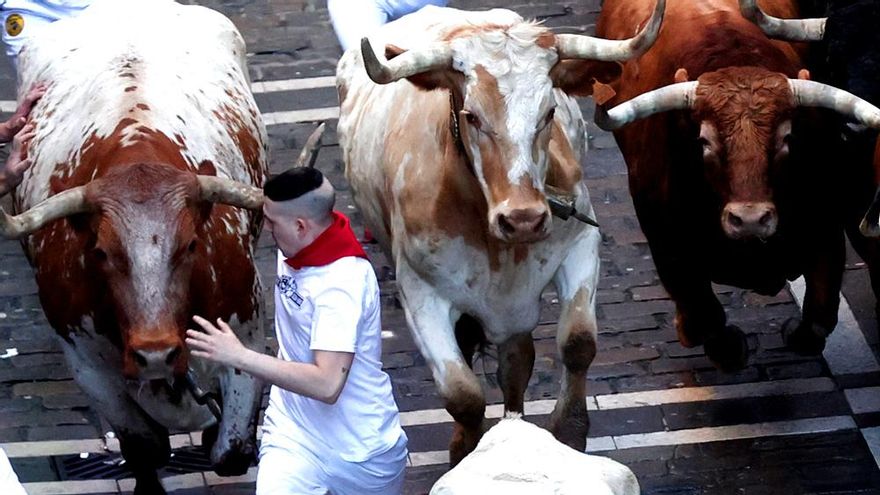 El primer encierro de San Fermín 2024 (63.7%) arrasa en audiencias, con más de un millón de espectadores en TVE