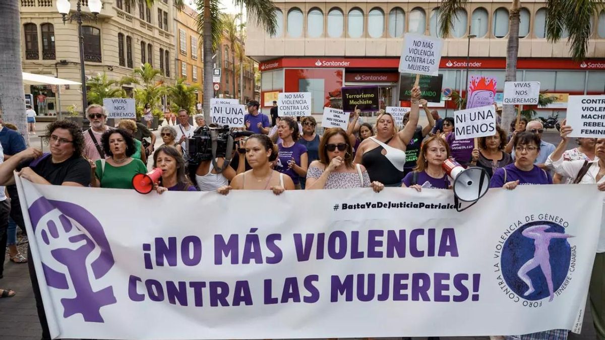 La Policía detiene en Palencia a un hombre de 47 años por agredir a su pareja y atacar a un agente