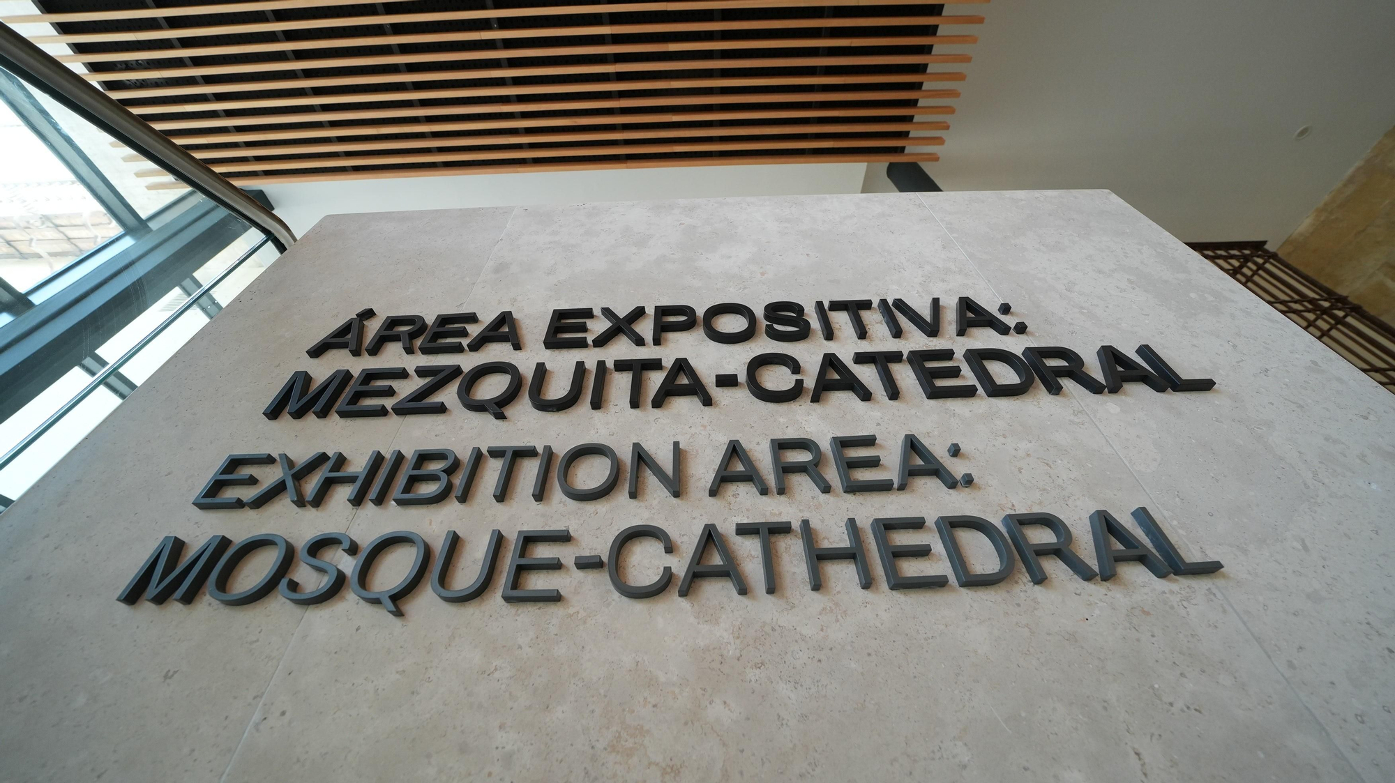 Presentación del nuevo Centro de Interpretación y Recepción de la Mezquita-Catedral. Patio de San Eulogio.