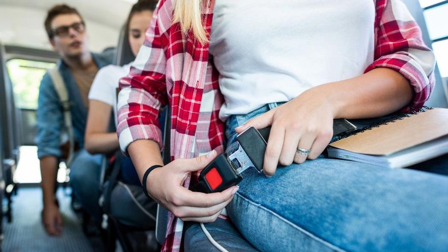 300 denuncias diarias a autobuses escolares por incumplir la normativa
