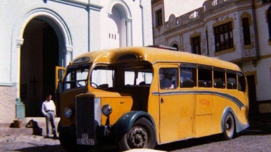 Vehículo de Aicasa en Tejeda en los años 60.