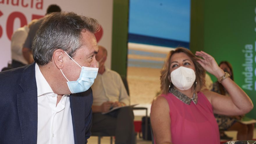 El grupo socialista en el Parlamento dejará vacante su presidencia con la marcha de Susana Díaz al Senado