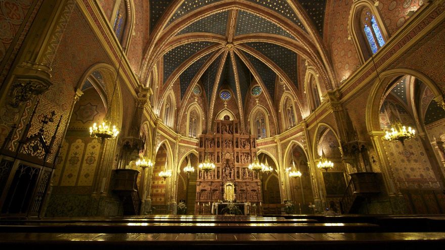 Interior gótico de San Pedro.