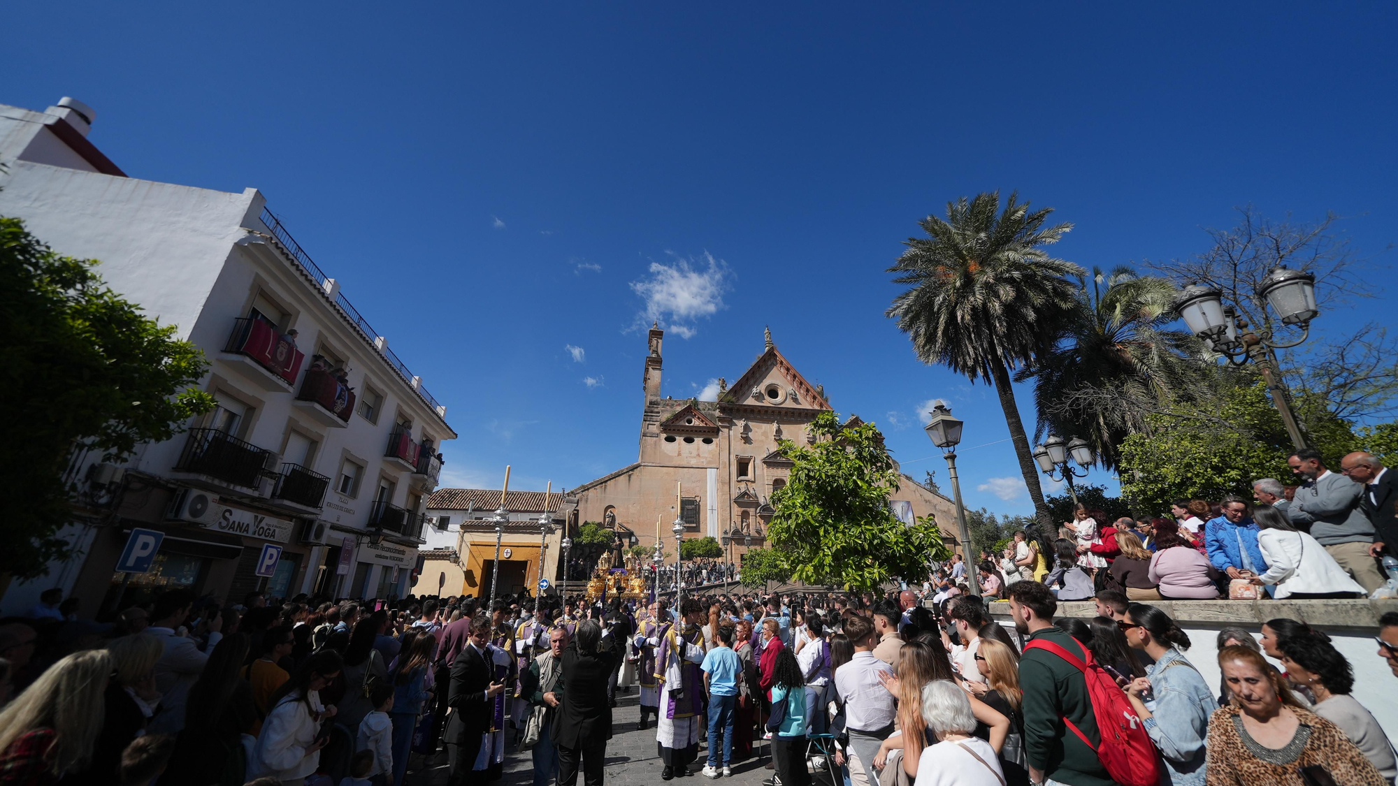 Salida procesional de la Hermandad del Rescatado, en imágenes