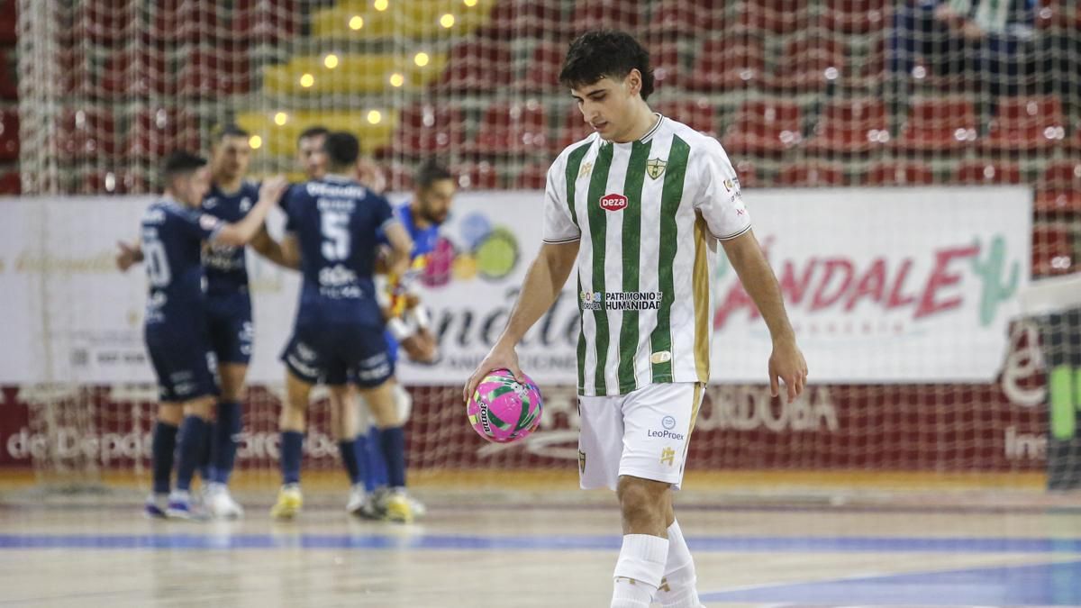 El Córdoba Patrimonio y otro 'quiero y no puedo' en la búsqueda de grandeza