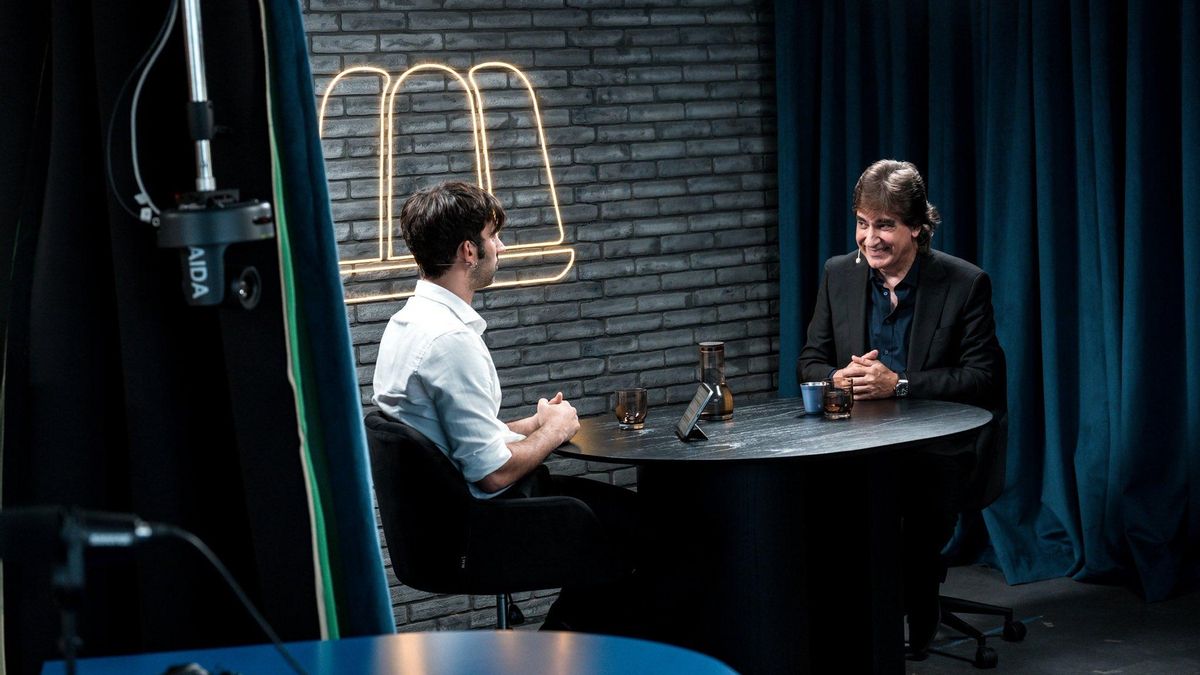 Intrigas, dólares y auspicios en el aterrizaje del chamán de Disneylandia