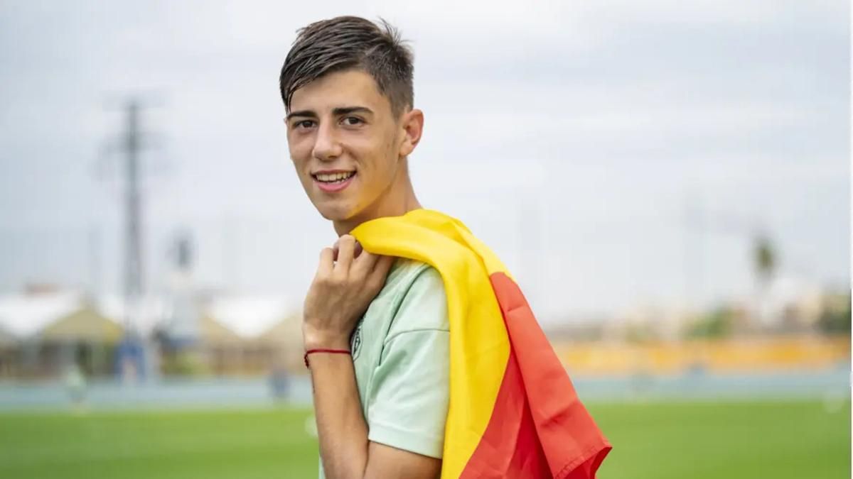 Un nuevo tripulante: Dani Requena refuerza el mediocentro del Córdoba CF