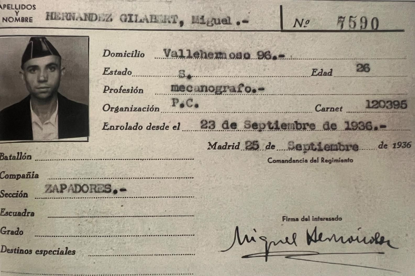 Ficha de alistamiento de Miguel Hernández en el 5º Regimiento de Milicias Populares, septiembre de 1936.