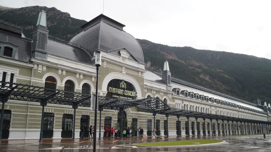 Varapalo de la Cámara de Cuentas de Aragón a las obras en la Estación de Canfranc, con un sobrecoste de 11 millones