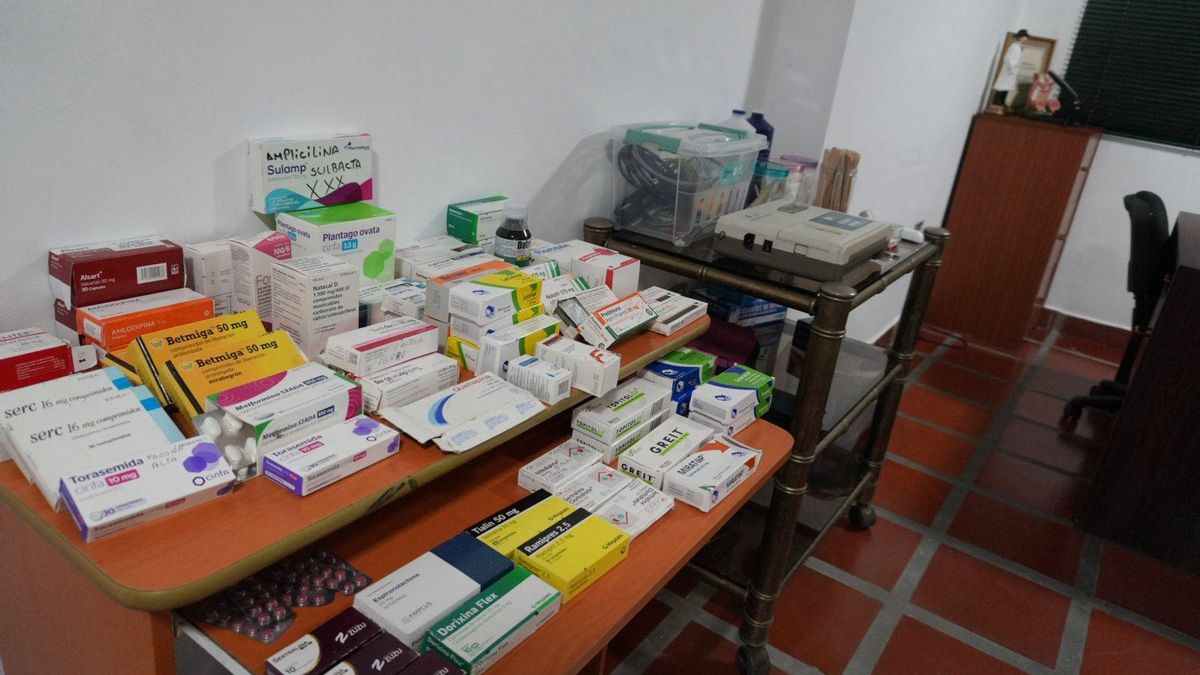 El presidente de El Hierro asegura en Venezuela que el Cabildo reforzará la atención sanitaria de los herreños
