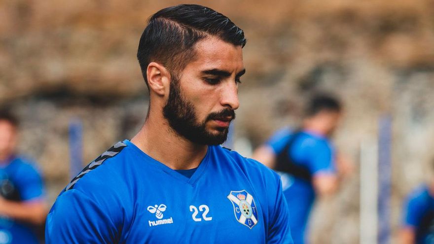 Jérémy Mellot renueva con el Tenerife hasta 2027