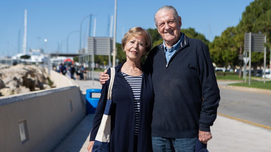 Rosa María y José María, de Chile, en su paso por Mallorca durante un viaje en crucero por España y Marruecos
