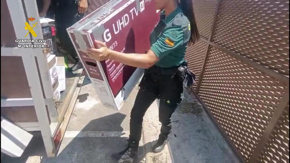 Encuentran en Arnedo un remolque lleno robado en Calahorra que ya estaba anunciado para venderse