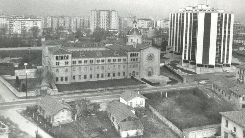 Convento de las Carmelitas Misioneras derribado en 1977, en la Avenida de Pío XII
