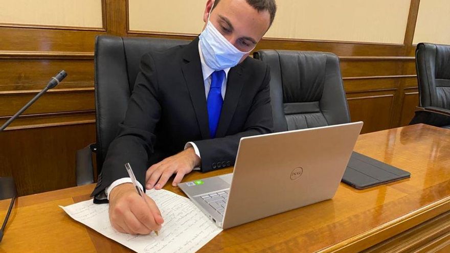 El portavoz de Por Ávila en la Diputación se pasa al grupo de no adscritos
