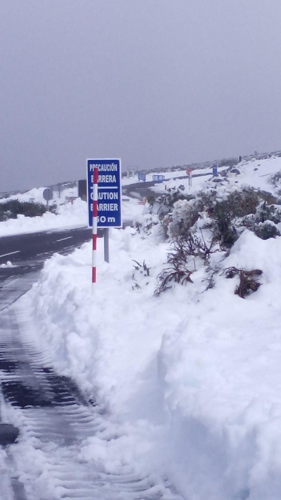 En algunos punto del Roque el espesor de la capa de nieve supera el metro. Foto: ANA BEA.