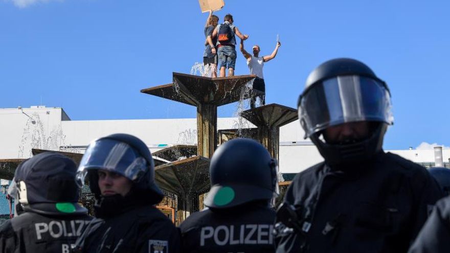 Protestas en Alemania contra las medidas restrictivas por la pandemia