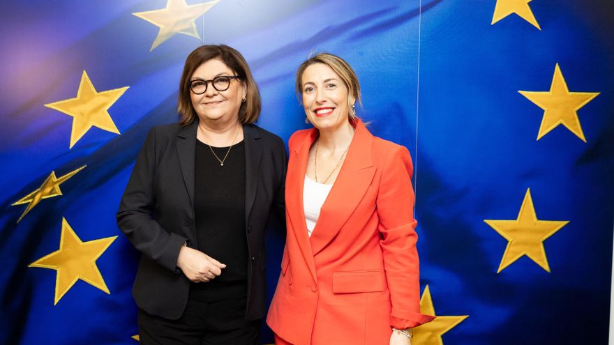 Guardiola pide a la comisaria europea de Transportes que "vigile" para que el AVE esté en 2030