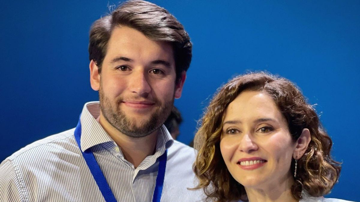 El secretario general de Nuevas Generaciones dimite, pide el voto para Vox y se da de baja del PP