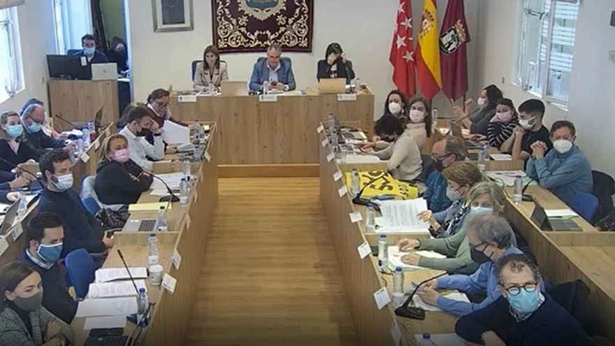 Javier Ramírez (PP) echa a vecinos de Chamberí de su pleno más difícil