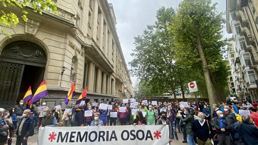 Memoria Osoa denuncia el planteamiento "excluyente" del Memorial de Vitoria y el "tímido" reconocimiento de algunas víctimas