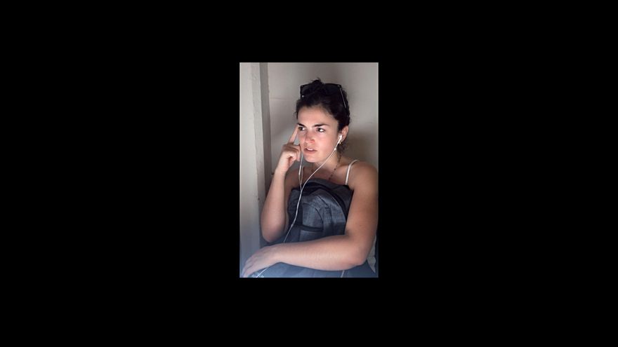 “O pagas o publicamos tus fotos íntimas”, el documental que muestra cómo enfrentarse a la extorsión sexual