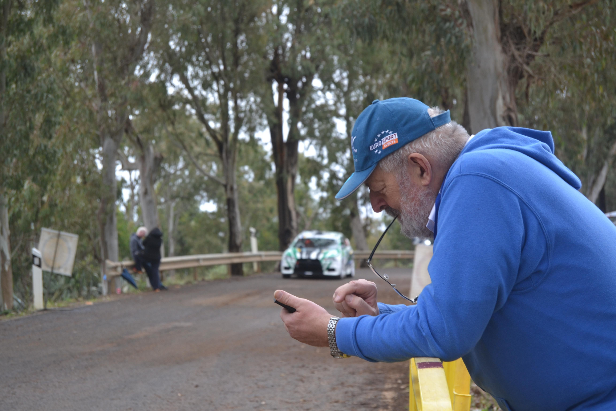 La salida del Rally Islas Canarias en el primer tramo del viernes 11, de Moya a Fontanales. (Iván Alejandro).