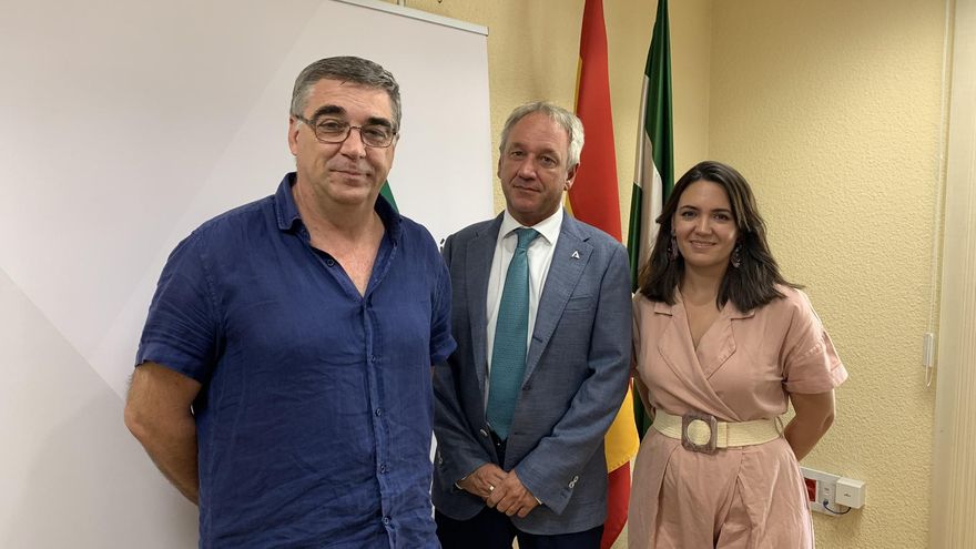 El nuevo gerente del SAS se compromete a mantener a los 12.000 sanitarios temporales de Andalucía más allá de diciembre