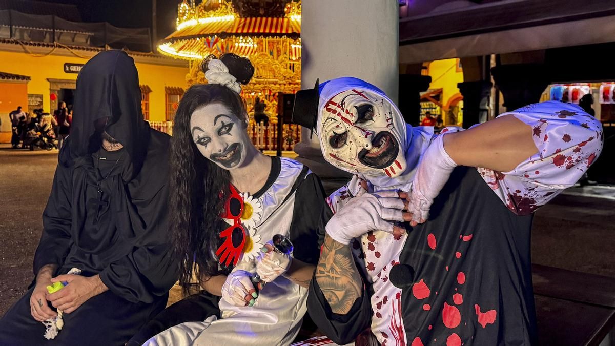 Imagen de archivo de unas personas disfrazadas para la Fiesta de Halloween. 