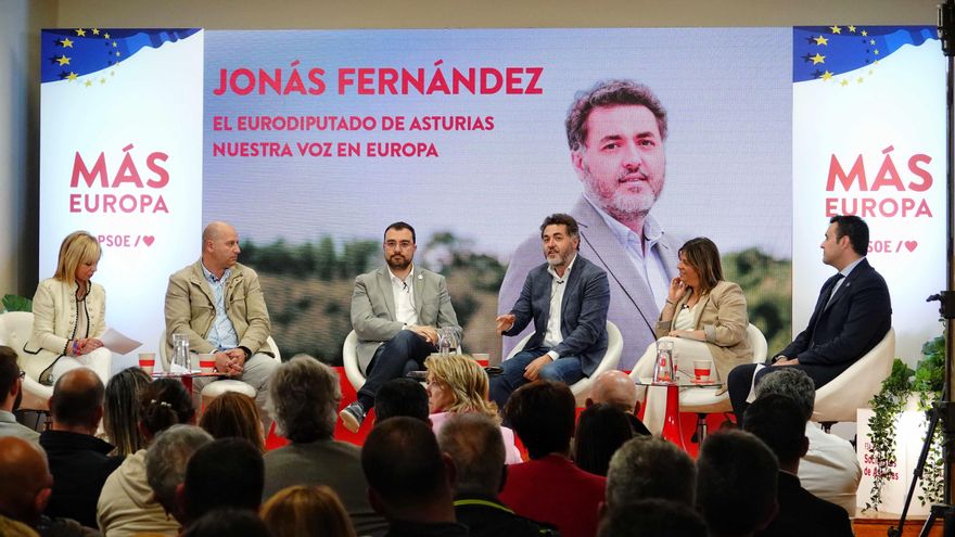 Barbón presume de política social y económica en el primer aniversario de la victoria electoral en 2023