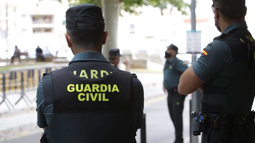 La Fiscalía pide cárcel para dos guardias civiles por violar a una joven bajo los efectos del alcohol