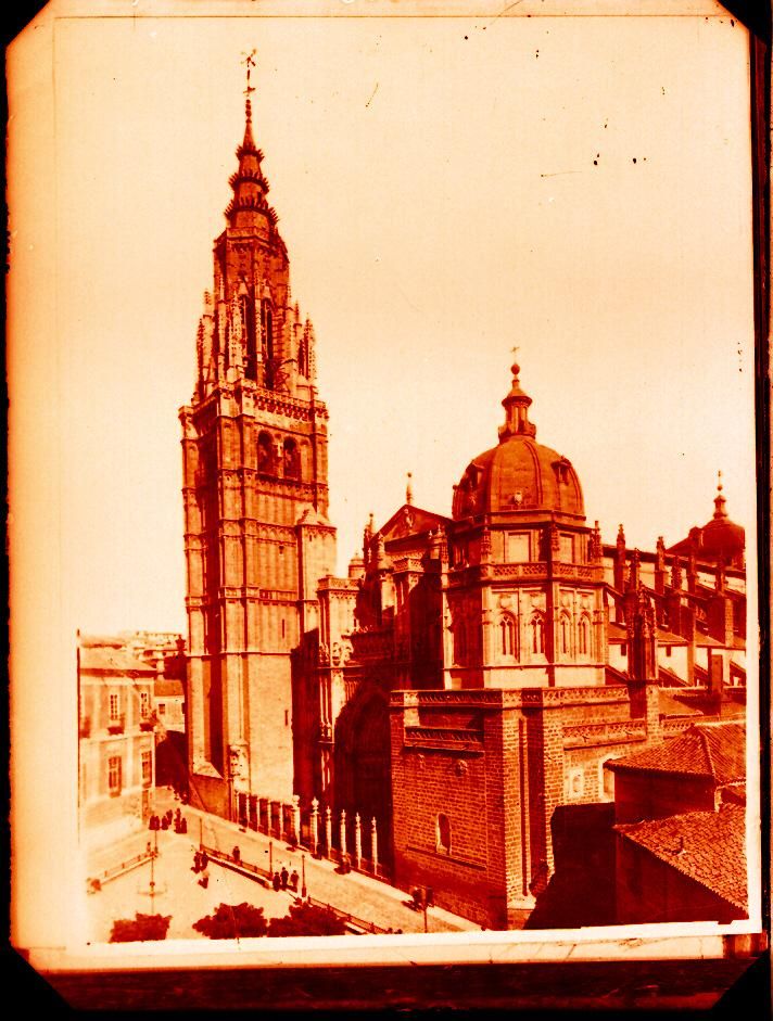 Vista general de la Catedral de Toledo. Años 20.