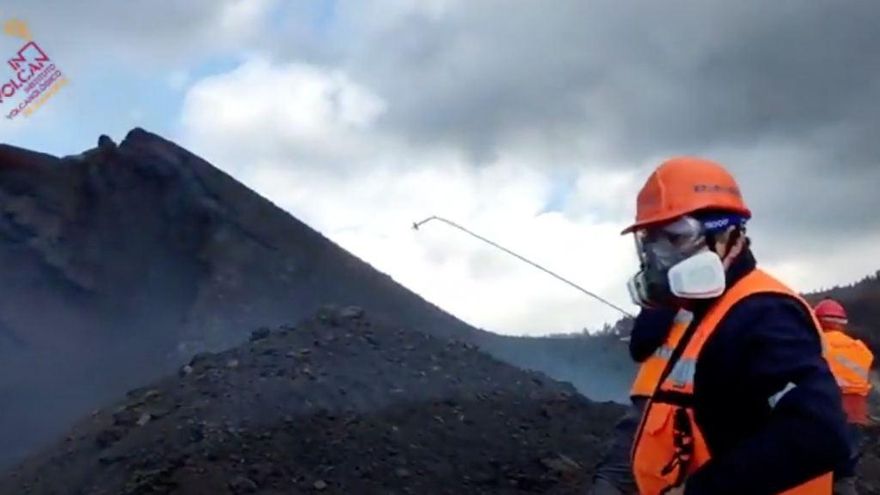 VÍDEO | Estas son las primeras imágenes del interior del cráter más activo del volcán de La Palma