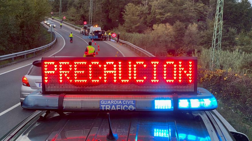 Catorce muertos en las carreteras durante el fin de semana en 12 accidentes
