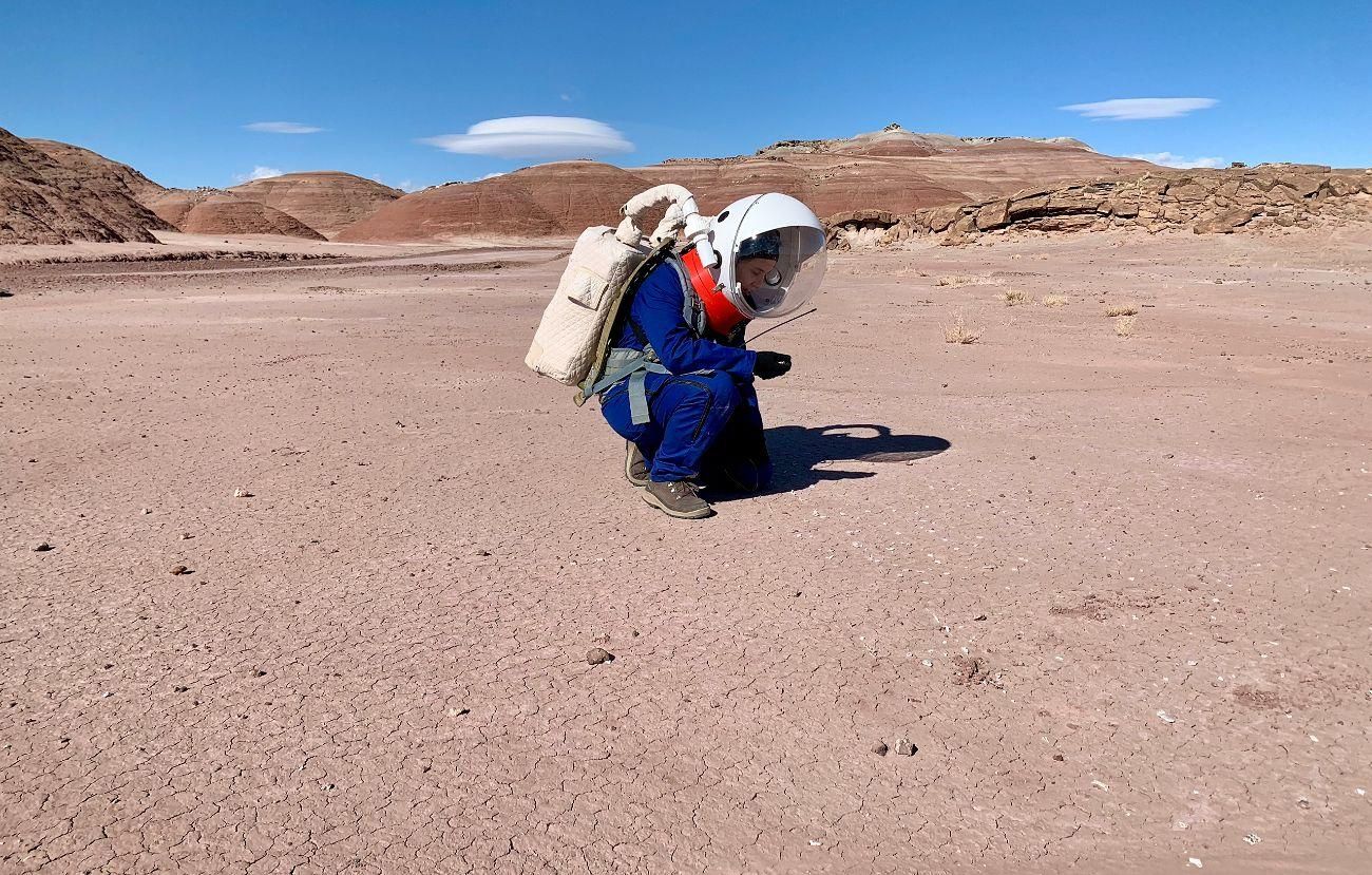 Jennifer García Carrizo en una salida en el Marte simulado del desierto de Utah.