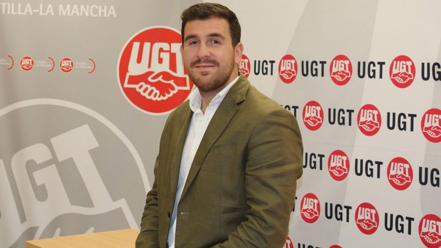 Javier Flores, secretario de Organización y Salud Laboral de UGT Castilla-La Mancha