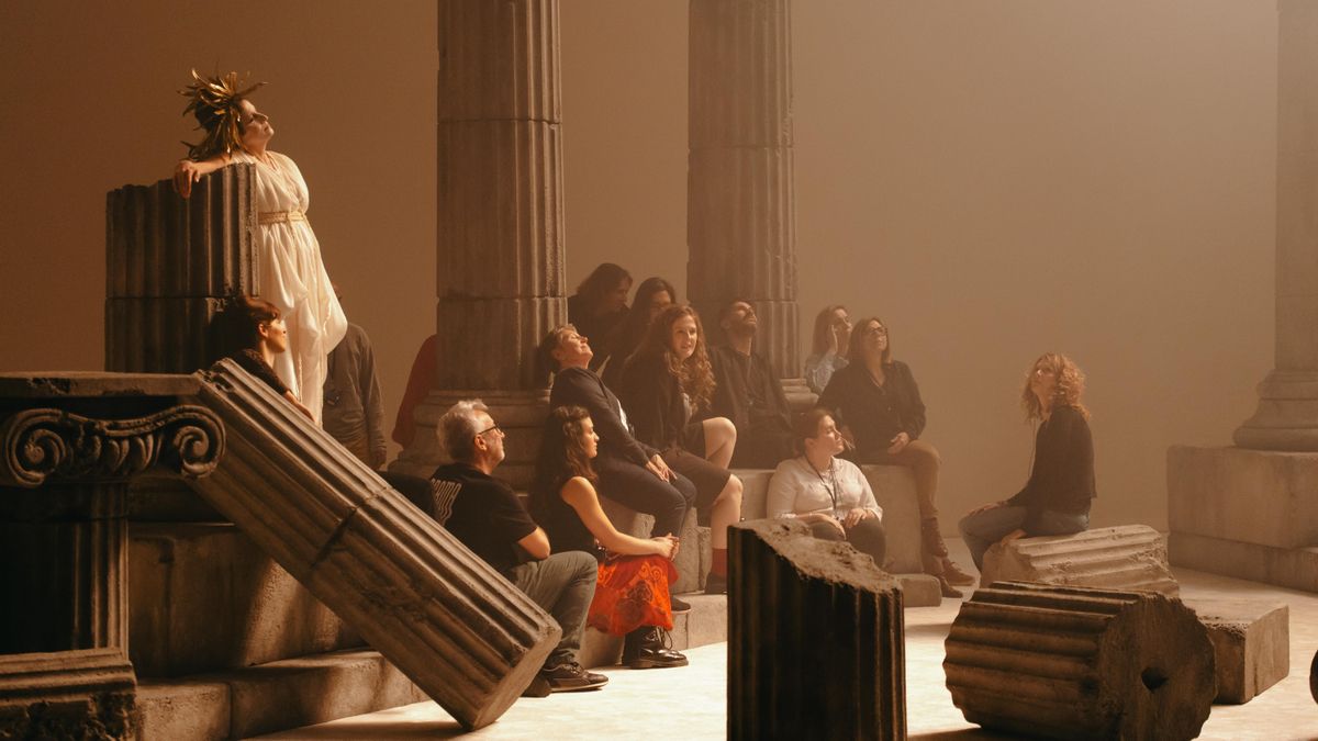 Escena del montaje de 'Contra Antígona', que se representa en el Teatre Lliure