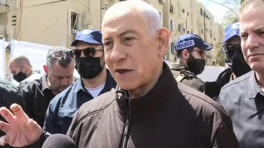 Captura de video del primer ministro israelí, Benjamín Netanyahu, en declaraciones este domingo a un seleccionado grupo de periodistas en una visita con grandes medidas de seguridad a Arad. EFE/Oficina del Primer Ministro de Israel -SÓLO USO EDITORIAL/SOLO USO PERMITIDO PARA ILUSTRAR LA NOTICIA QUE APARECE EN EL PIE DE FOTO (CRÉDITO OBLIGATORIO)-