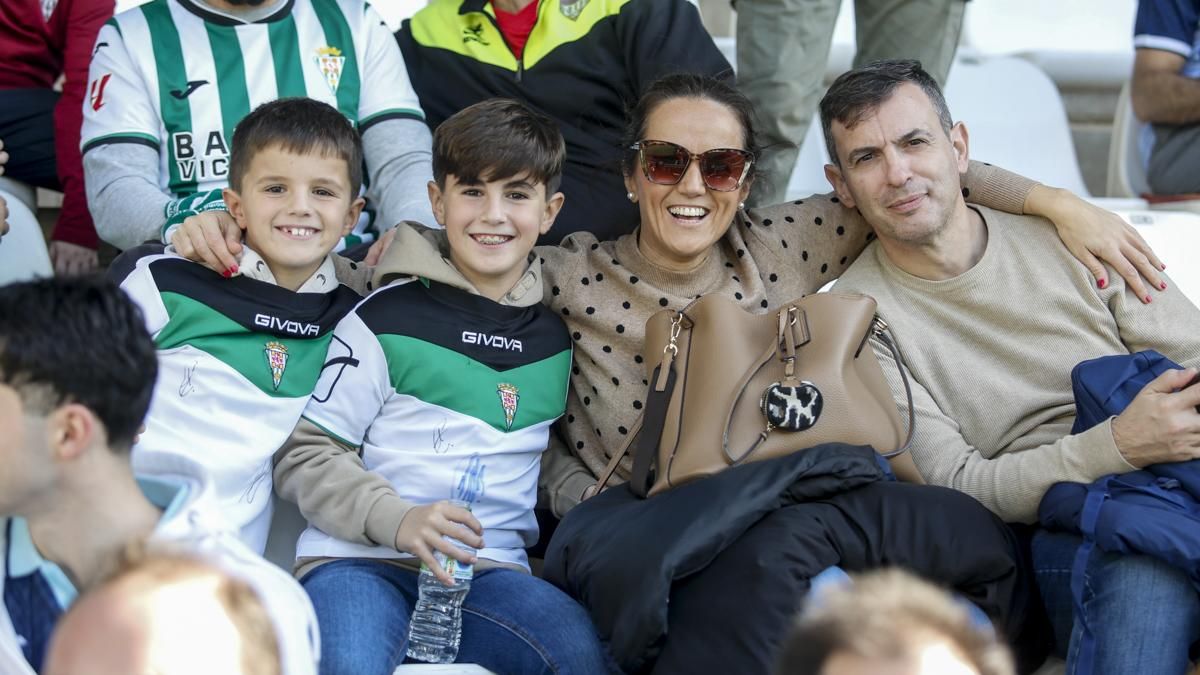 Grada Blanquiverde del Córdoba CF - SD Eibar