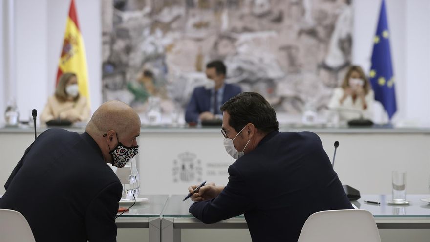 Los sindicatos y los empresarios rompen sin acuerdo la negociación de la subida salarial para 2022